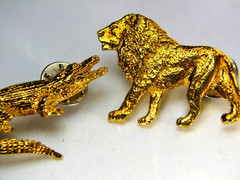 Vintage GG HARRIS Gold Plated Fine Pewter Pins #600 Alligator & #493 Lion