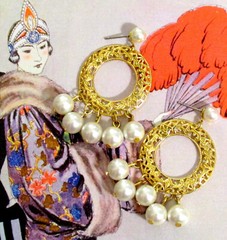 VTG RUNWAY NAPIER DANGLING FILIGREE GP 2″ HOOP FAUX PEARL EARRINGS POSTS EXC