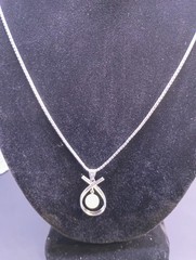 Vintage 12K Gold Filled 24 inch Chain Necklace W/ 925 Pearl Pendant