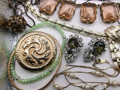 Vintage~Mod Estate Costume Jewelry Lot~AVON~CORO~JERI LOU~J CREW~SARAH~PARK LANE