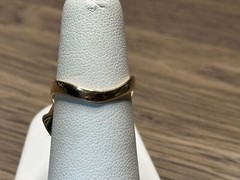 Vintage Gold and 5 Diamond Cocktail ring