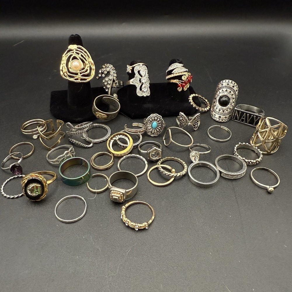 Vintage – Modern Lot Of 45 Costume Rings Assorted Sizes