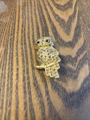 Monet Owl Brooch. Gold Tone Onyx Eyes Multi Color Stones