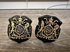 Vintage Gold Tone Crest Cufflinks Black Enamel Shield Lion Coat of Arms