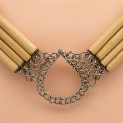 Vintage Style Light Wood Design Women’s Choker Fashion Necklace