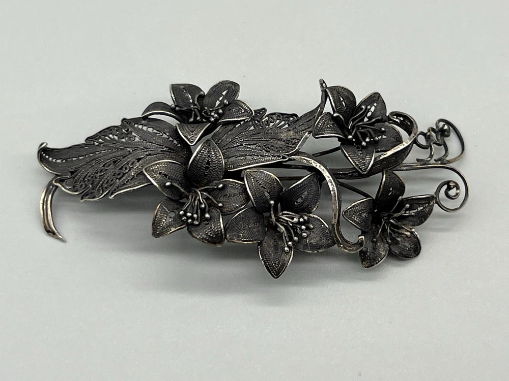 Antique Ornate 900 Silver Filigree Flower and Leaf Large 3.25” Brooch Signed