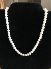 Vintage Faux Pearl Necklace 13”