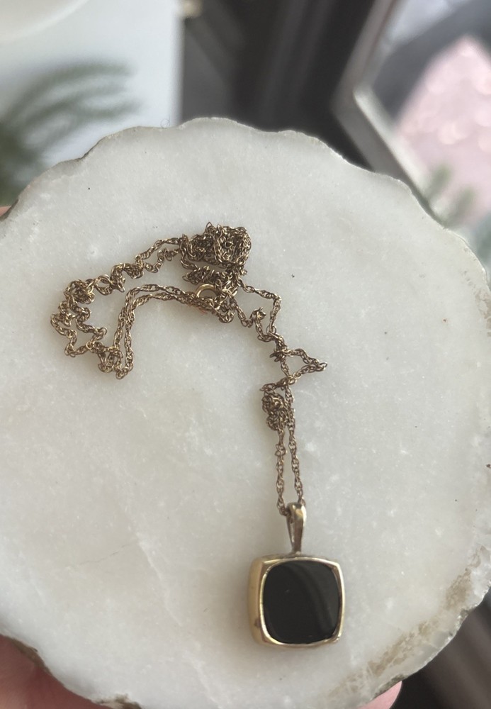 Vintage 1/20 14k Gold Filled 21” Chain With Black Oynx Pendant 3.1g Necklace