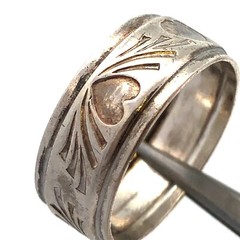 Vintage Designer Uncas 925 Sterling Silver Heart Detail Love Band Ring