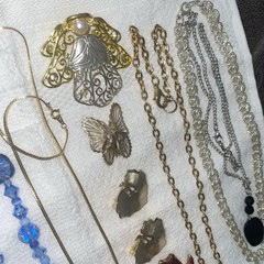 17pc Vintage Jewelry & Pin Lot Rhinestone Crystal Beads Gold-Silver Color Metal