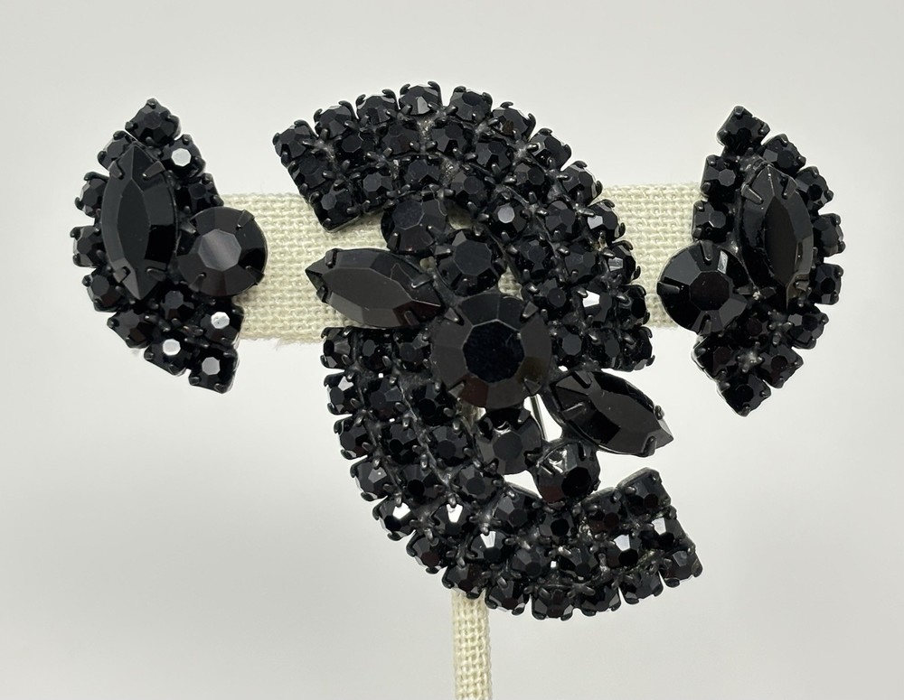 Vintage Estate Jet Black Rhinestone Japanned Pin Earring Jewelry Set