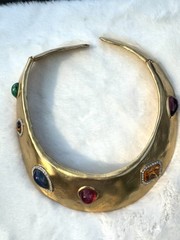 RARE VTG LES BERNARD Gold Tone Faux Gemstone Rhinestones RUNWAY Collar Necklace