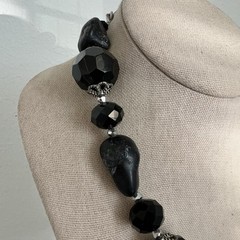 Vintage Chunky Black Faceted Lucite Bead Necklace Raw Nugget Rhinestone Choker