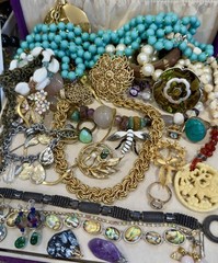 Vintage Estate Costume Jewelry Lot ! TRIFARI , SARAH COV and more!
