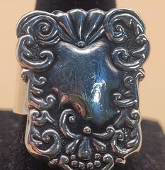 Vintage Sterling 925 Repousse Scrollwork Shield Panel Adjustable Ring Size 6.5