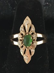 VINTAGE 14K (585) Two Tone Gold Tsavorite Garnet & Diamonds Ladies Ring 4.8gr.