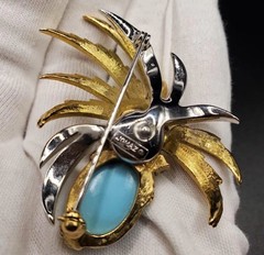 VTG JOMAZ Signed Very Rare Pineapple Shaped Faux Turquoise Brooch Pin