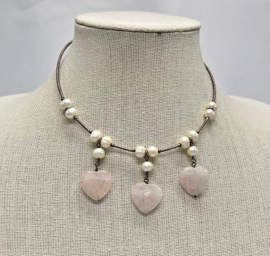 Vintage Pearl & Rose Quartz Choker Y2K Necklace Silver Tone Memory Wire Dangle