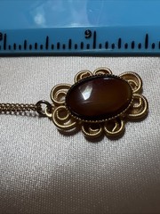 Vintage Celebrity NY Carnelian Cabochan Filigree Gold Tone Pendant Necklace 17”
