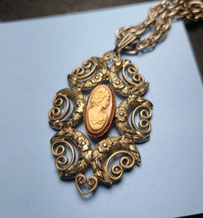Vintage Hobe Cameo Silver Tone Necklace Intricate Filigree 22″