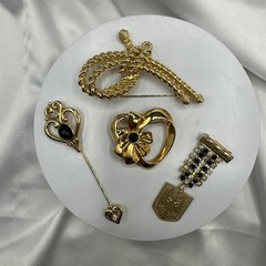 Three Mixed Vtg Gold Toned Brooches and One Pon.See pics.