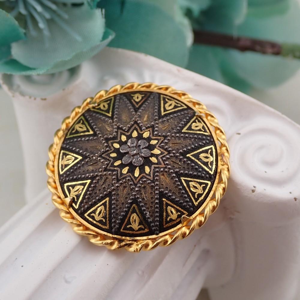 Vintage Miniature Damascene Trombone Clasp Round Domed Pin Brooch