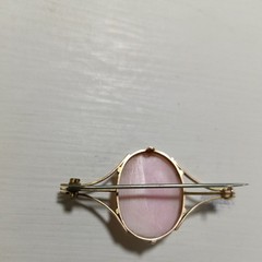 9CT GOLD CAMEO BROOCH