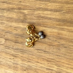 Vintage Good Cat Earrings Dangle Ball Yarn Playful Kitten Pierced Earrings