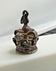 Vintage Sterling Silver Coronation Kings Crown Bracelet Charm / Pendant