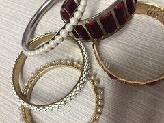 5 Vintage Womens Bracelets Assorted Sizes & Shades Free Shipping