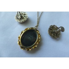 Vtg Cameo Necklace and Screw Back Earrings Set Gold Tone Black Rhinestone 3pc