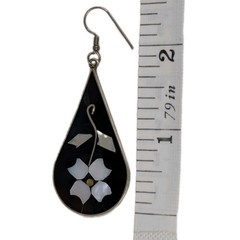 Vintage Alpaca Mexico black earrings with mother of pearl and abalone flower