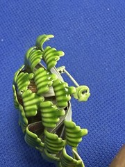 AMAZING VINTAGE UNSIGNED GREEN FLOWER SHAPED HUGE 3.5/8″ X 2.0″ BROOCH PIN
