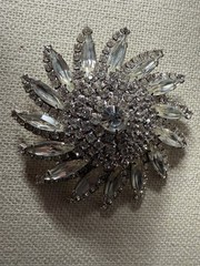 Vintage 1950s Starburst Clear Rhinestone Brooch Pin Silver Tone