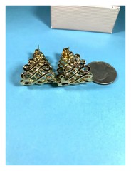 Avon Large Textured Dimensional Golden Flourish Hoop Pierced Earrings MIB 1990