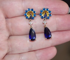 VINTAGE 11MM BLUE SAPPHIRE CZ SEED FLOWER JACKETS FOR EARRINGS USE W ANY STUDS