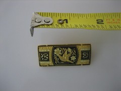 Vintage Damascene Black Gold Bird Spreading Wings Crest Trombone Clasp Brooch