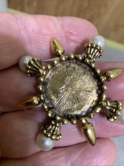 Vintage Ships Wheel Faux Pearls Gold – Tone Starburst Brooch 2.25″ diameter
