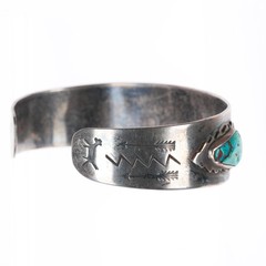 6.5″ c1940 Fred Harvey era sterling silver thunderbird/arrowheads cuff bracelet