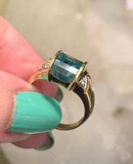 VINTAGE 14K YELLOW GOLD CHECKERBOARD PRISM CUT BLUE TOPAZ DIAMONDS RING DESIGNER