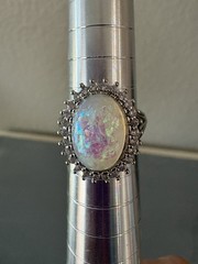 Vintage Opalescent Moonstone Dome Crystal Cocktail Silver Tone Ring – Size 7