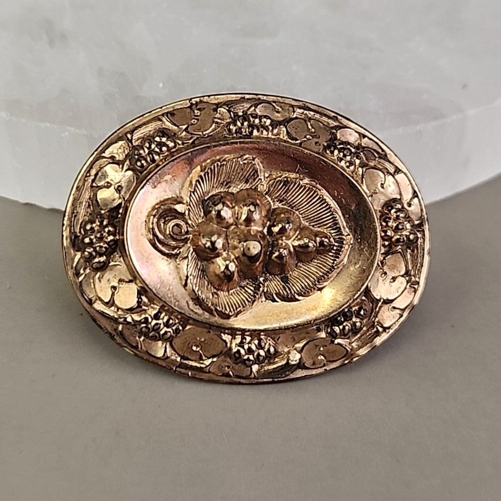 Antique Puffy Brooch Grape Leaf Oval Gold Filled Early 1900s 1 5/8″