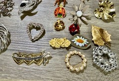 Vintage to Now Costume Jewelry Brooch Pin Lot 50 Pc Rhinestone Cat Enamel Flower