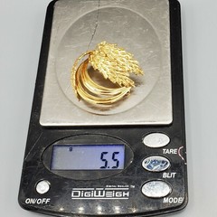 German 18K GF Sculpted Leaf Open Ring Brooch