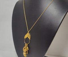 Vintage Signed Monet Goldtone Charm Pendant Holder Necklace Violin Musical Charm