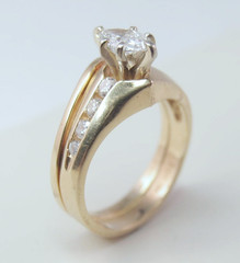 Vintage 14k Yellow Gold 9 Stone Diamond .66ctw Wedding Set Lady’s Ring Size 4.5