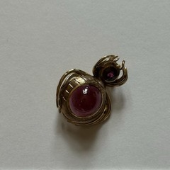 Vintage 14K Yellow Gold Rhodolite Garnet Spider Beetle Insect Brooch Pendant