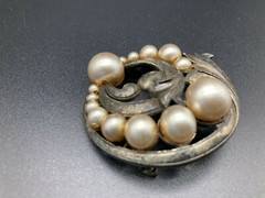 Vintage Pot Metal Large Faux Pearl Art Nouveau Leaf Brooch Pin