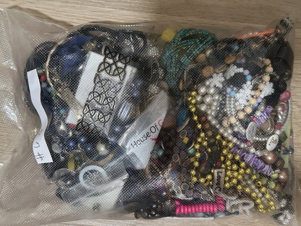 5+ Pounds Lbs Lot Jewelry VTG New Junk & Good Treasure Box Tangled Earrings Ring