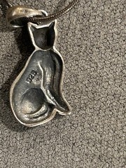 Sterling Silver Vintage Seated Cat Feline Pendant Necklace 16” Chain